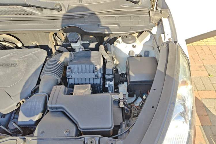 Used Hyundai ix35 2013 2.0L Automatic Two-Wheel Drive Smart GLS China IV Standard Engine Bay Left