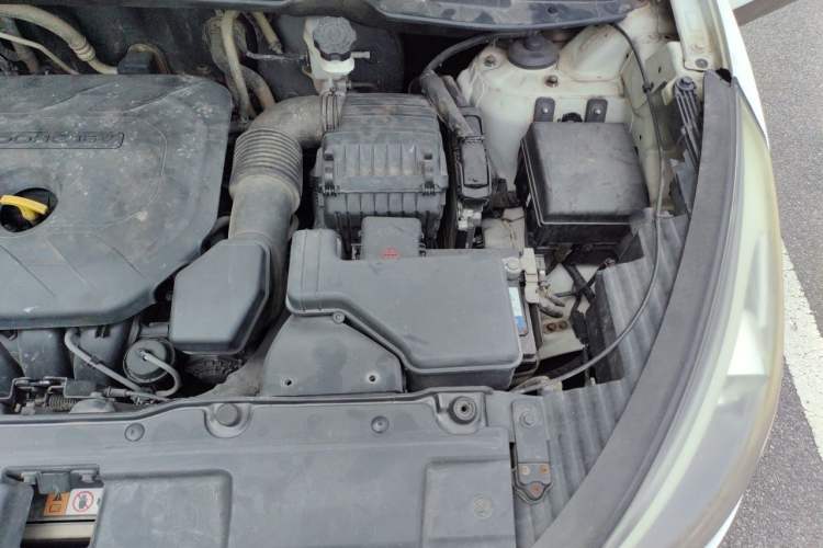Used Hyundai ix35 2013 2.0L Automatic Two-Wheel Drive Smart GLS China IV Standard Engine Bay Left