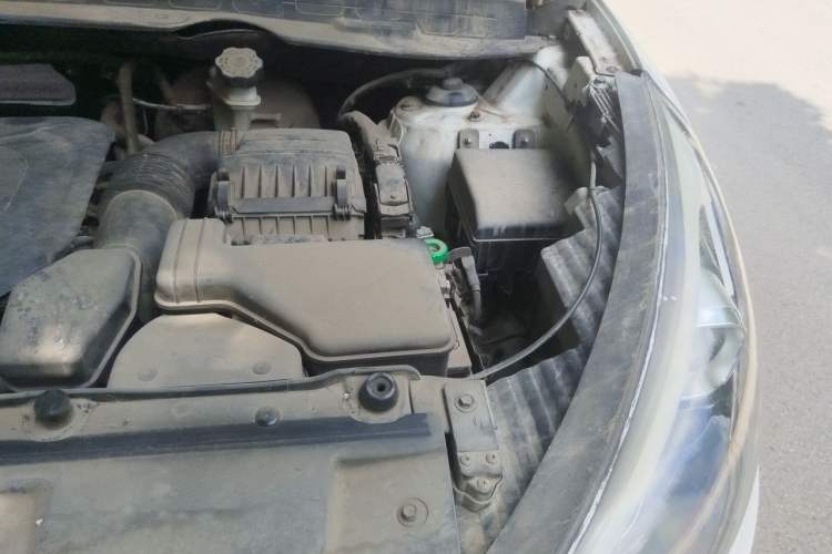 Used Hyundai ix35 2013 2.0L Automatic Two-Wheel Drive Smart GLS China IV Standard Engine Bay Left