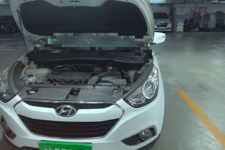 Used Hyundai ix35 2013 2.4L Automatic Two-Wheel Drive Leading GLX China V Standard Engine Bay Left