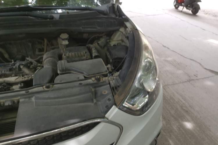 Used Hyundai ix35 2013 2.0L Manual 2WD Comfort GL China IV Standard Engine Bay Left