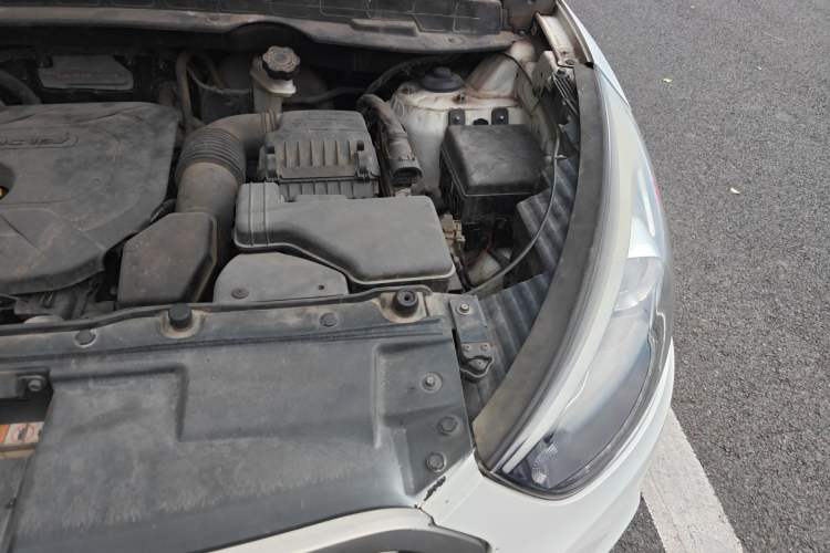 Used Hyundai ix35 2013 2.0L Manual 2WD Comfort GL China IV Standard Engine Bay Left