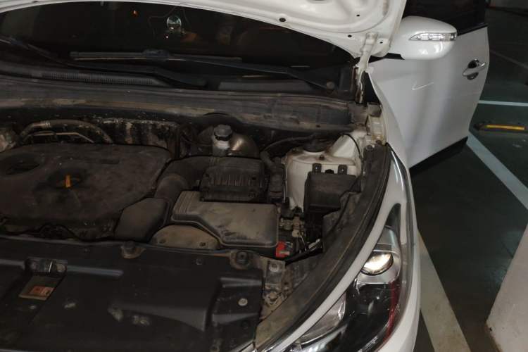 Used Hyundai ix35 2013 2.0L Automatic 2WD Comfort GL China IV Standard Engine Bay Left