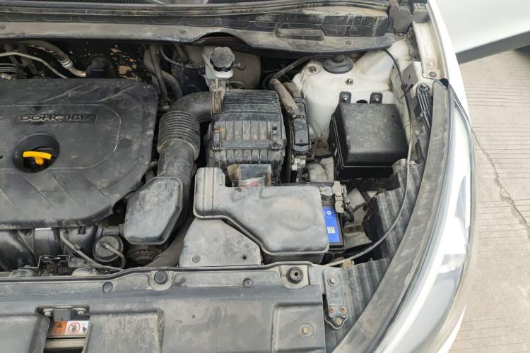 Used Hyundai ix35 2013 2.0L Automatic Two-Wheel Drive Smart GLS China IV Standard Engine Bay Left