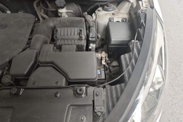 Used Hyundai ix35 2013 2.0L Automatic Two-Wheel Drive Smart GLS China IV Standard Engine Bay Left