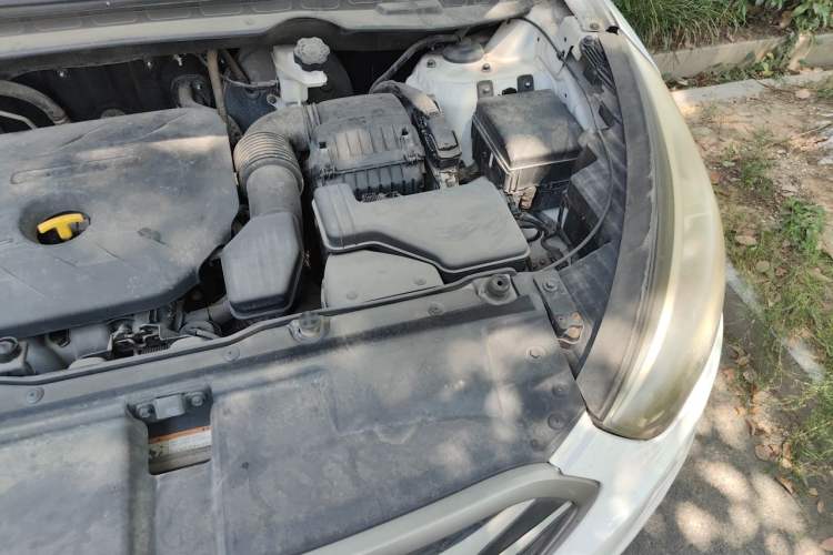 Used Hyundai ix35 2013 2.0L Automatic Two-Wheel Drive Smart GLS China V Standard Engine Bay Left