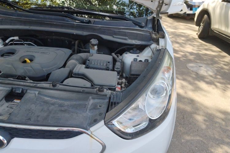Used Hyundai ix35 2013 2.0L Automatic Two-Wheel Drive Smart GLS China IV Standard Engine Bay Left