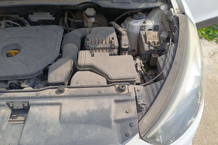 Used Hyundai ix35 2013 2.0L Automatic Two-Wheel Drive Smart GLS China IV Standard Engine Bay Left