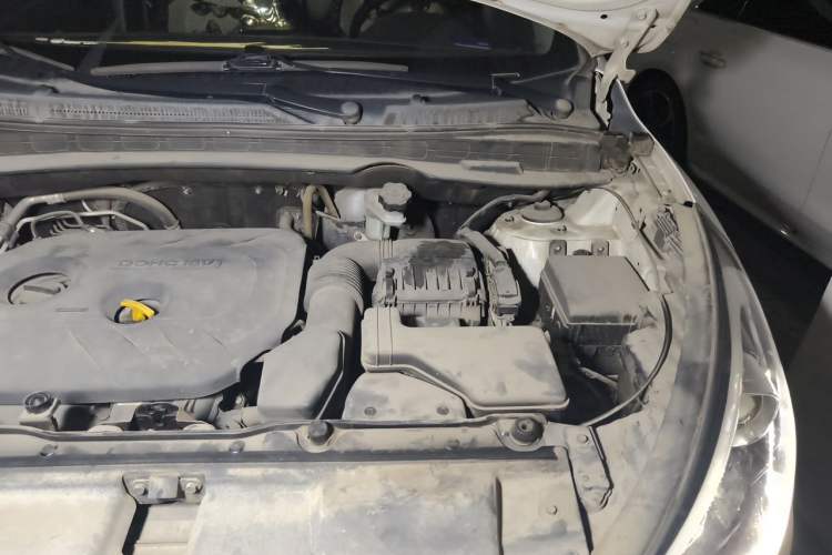 Used Hyundai ix35 2013 2.0L Automatic Two-Wheel Drive Smart GLS China V Standard Engine Bay Left