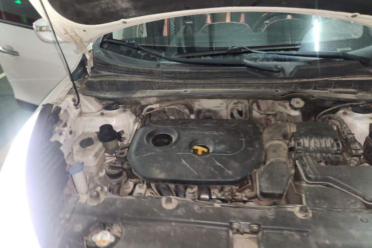 Used Hyundai ix35 2013 2.0L Automatic 4x4 Intelligent GLS China IV Standard Engine Bay Right