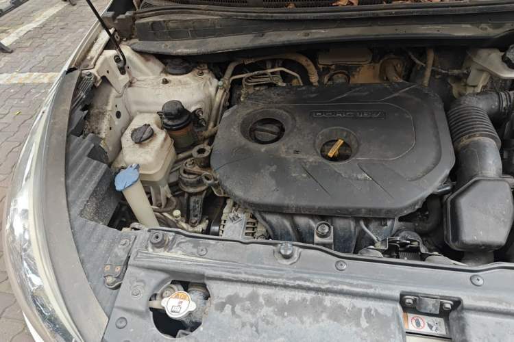Used Hyundai ix35 2013 2.0L Automatic 2WD Comfort GL China IV Standard Engine Bay Right