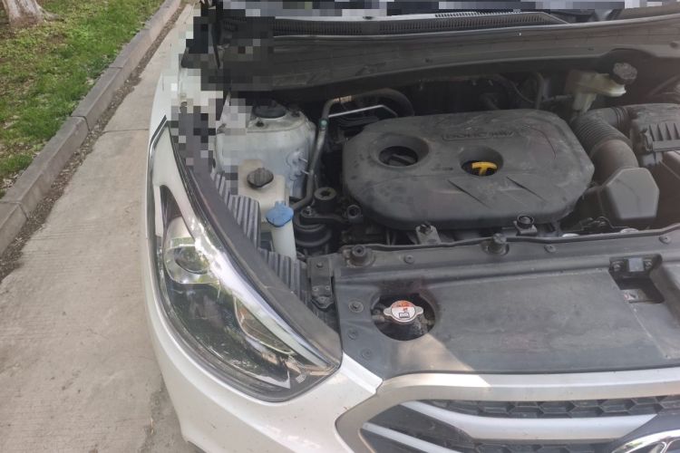 Used Hyundai ix35 2013 2.0L Automatic Two-Wheel Drive Leading GLX China V Emission Standard Engine Bay Right