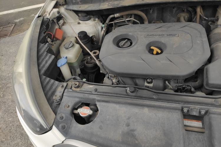 Used Hyundai ix35 2013 2.0L Automatic 2WD Comfort GL China IV Standard Engine Bay Right