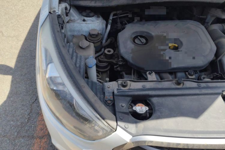 Used Hyundai ix35 2013 2.0L Automatic 2WD Comfort GL China IV Standard Engine Bay Right