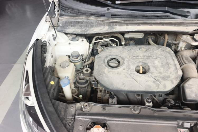Used Hyundai ix35 2013 2.0L Automatic 4x4 Smart GLS China V Standard Engine Bay Right