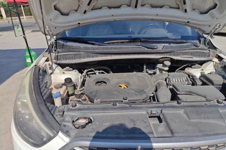 Used Hyundai ix35 2013 2.0L Automatic 2WD Comfort GL China IV Standard Engine Bay Right