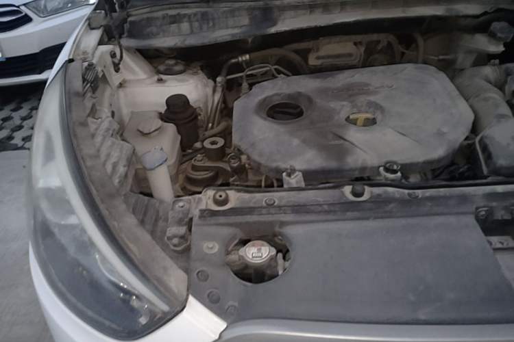Used Hyundai ix35 2013 2.0L Automatic 2WD Comfort GL China IV Standard Engine Bay Right