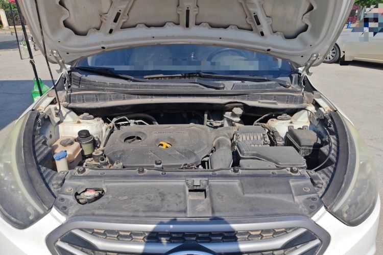 Used Hyundai ix35 2013 2.0L Automatic 2WD Comfort GL China IV Standard Engine Bay