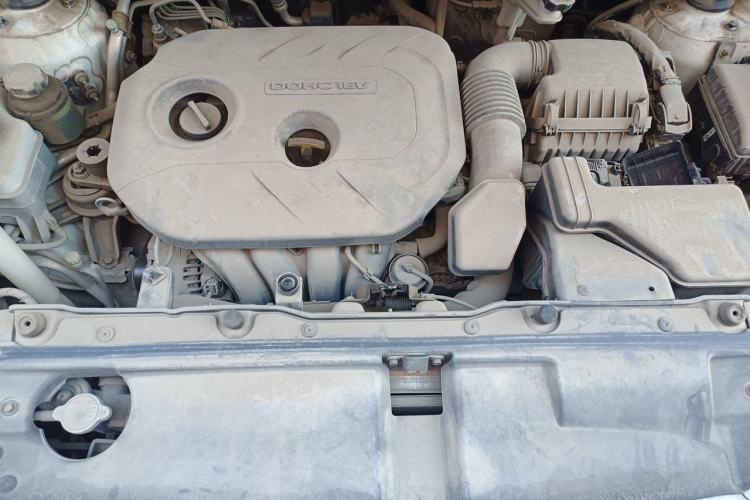 Used Hyundai ix35 2013 2.0L Automatic Two-Wheel Drive Comfort GL China V Standard Engine Bay