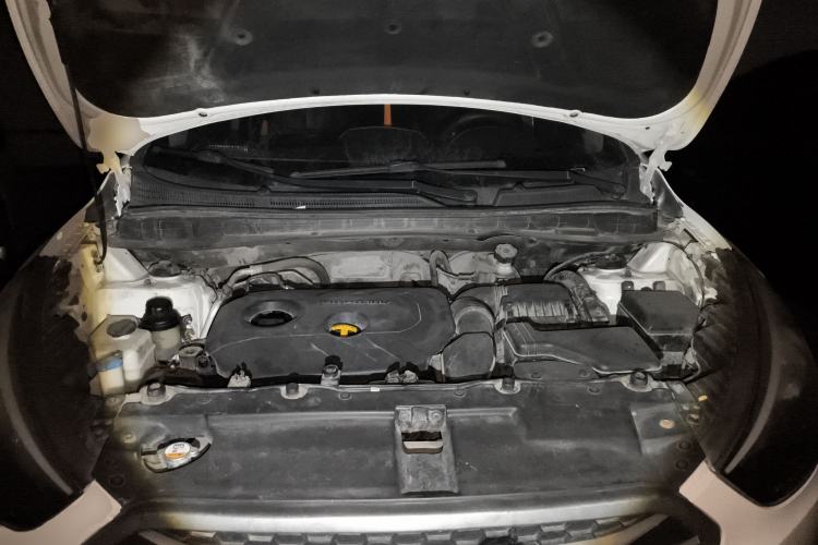 Used Hyundai ix35 2013 2.0L Automatic 4x4 Intelligent GLS China IV Standard Engine Bay
