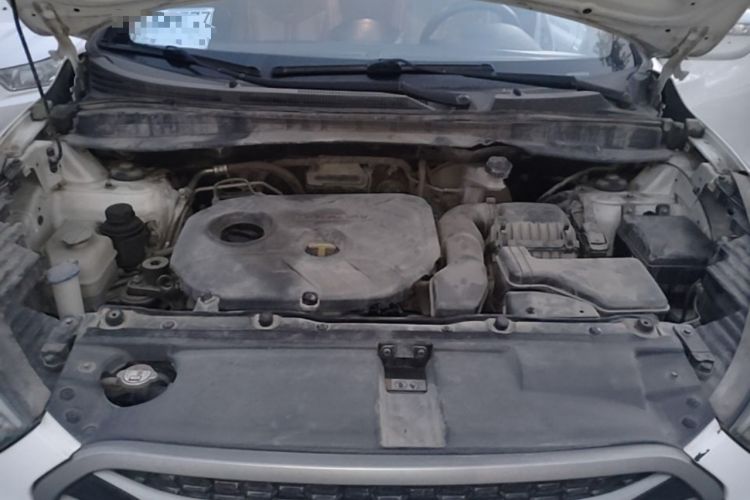 Used Hyundai ix35 2013 2.0L Automatic 2WD Comfort GL China IV Standard Engine Bay
