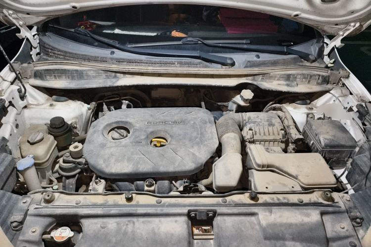 Used Hyundai ix35 2013 2.0L Manual 2WD Comfort GL China IV Standard Engine Bay
