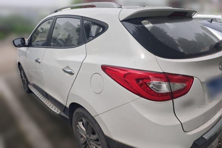 Used Hyundai ix35 2013 2.0L Automatic Two-Wheel Drive Smart GLS China IV Standard Exterior 3