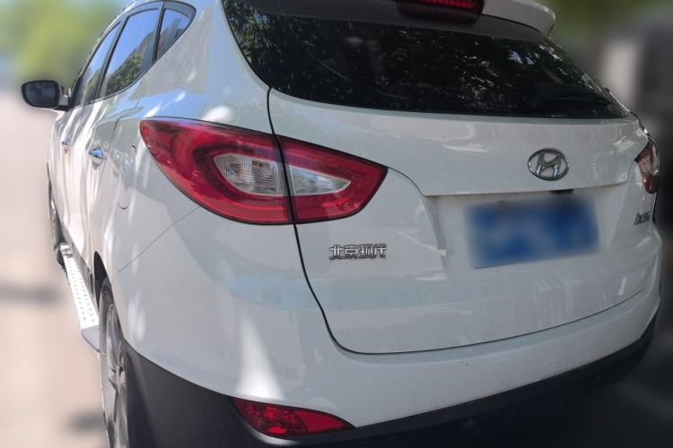 Used Hyundai ix35 2013 2.0L Automatic Two-Wheel Drive Smart GLS China V Standard Exterior 3