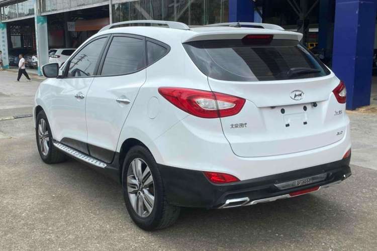 Used Hyundai ix35 2013 2.0L Automatic 4x4 Intelligent GLS China IV Standard Exterior 4