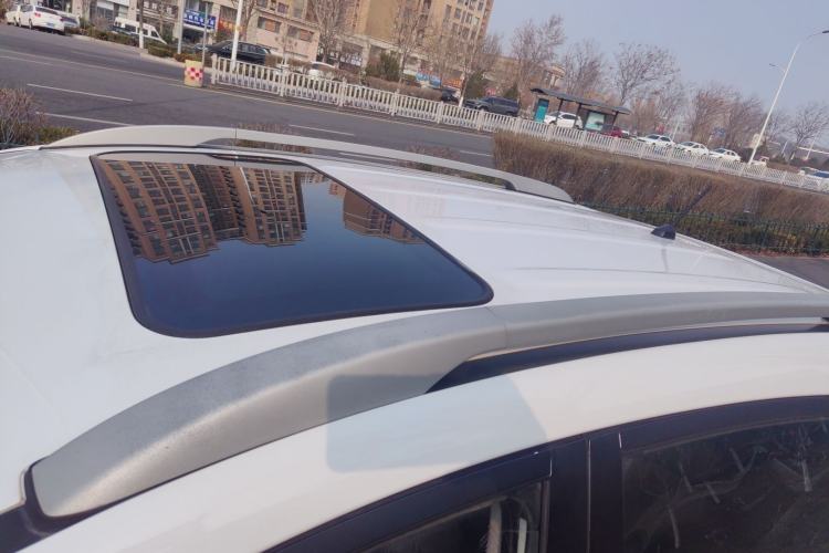 Used Hyundai ix35 2013 2.0L Automatic Two-Wheel Drive Smart GLS China IV Standard Exterior 4