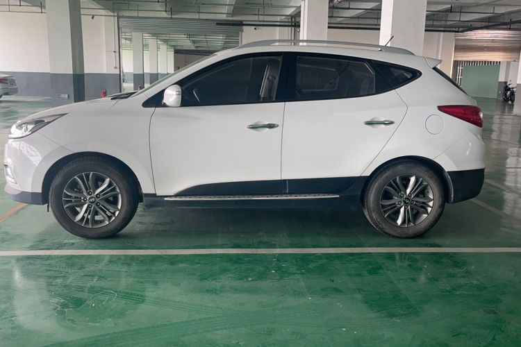 Used Hyundai ix35 2013 2.0L Automatic 4x4 Intelligent GLS China IV Standard Exterior 5