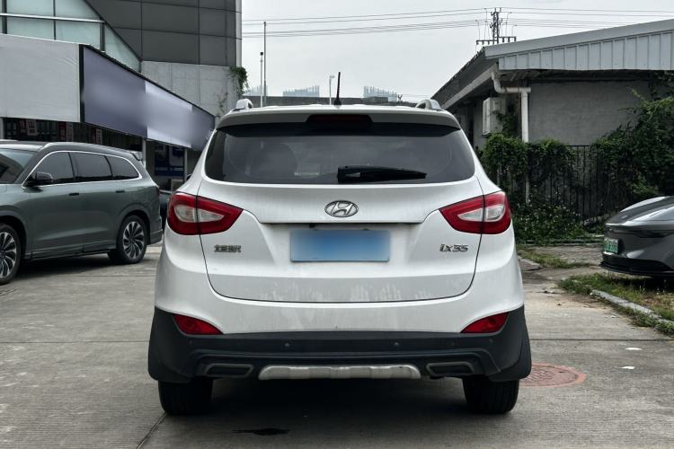 Used Hyundai ix35 2013 2.0L Automatic Two-Wheel Drive Smart GLS China IV Standard Exterior 6