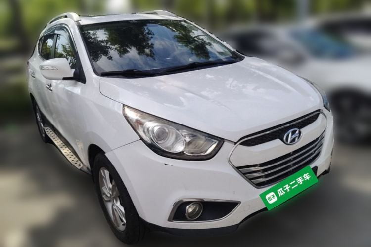 Used Hyundai ix35 2013 2.0L Automatic Two-Wheel Drive Smart GLS China IV Standard Front Right 45 Deg