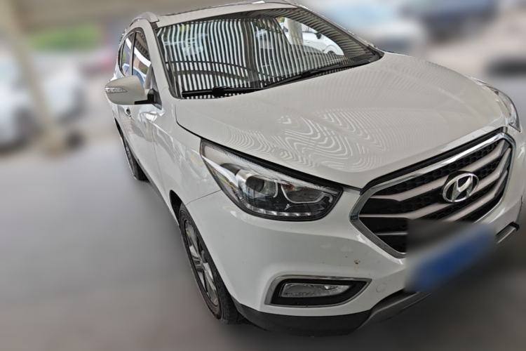 Used Hyundai ix35 2013 2.0L Automatic Two-Wheel Drive Smart GLS China IV Standard Front Right 45 Deg