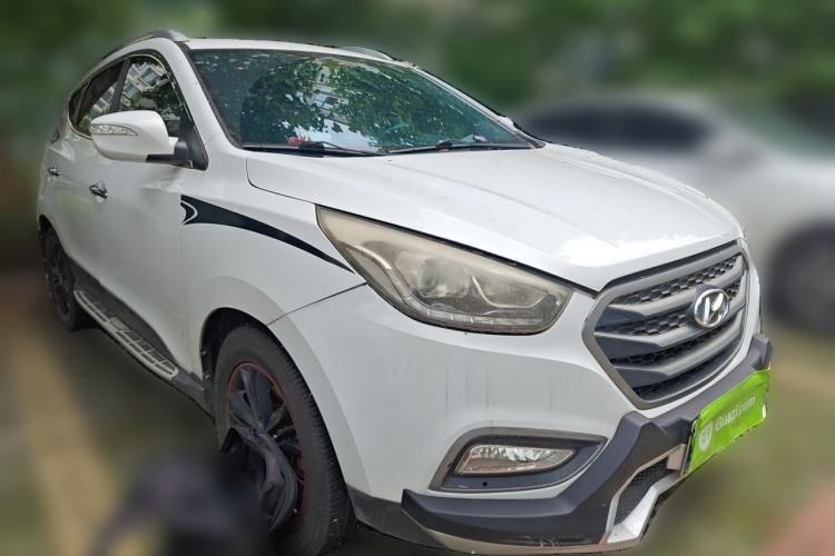 Used Hyundai ix35 2013 2.0L Automatic Two-Wheel Drive Smart GLS China IV Standard Front Right 45 Deg