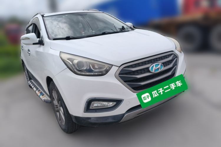 Used Hyundai ix35 2013 2.0L Automatic Two-Wheel Drive Smart GLS China IV Standard Front Right 45 Deg