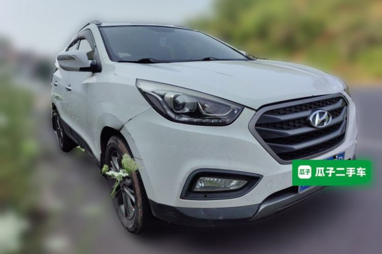 Used Hyundai ix35 2013 2.0L Automatic Two-Wheel Drive Smart GLS China IV Standard Front Right 45 Deg