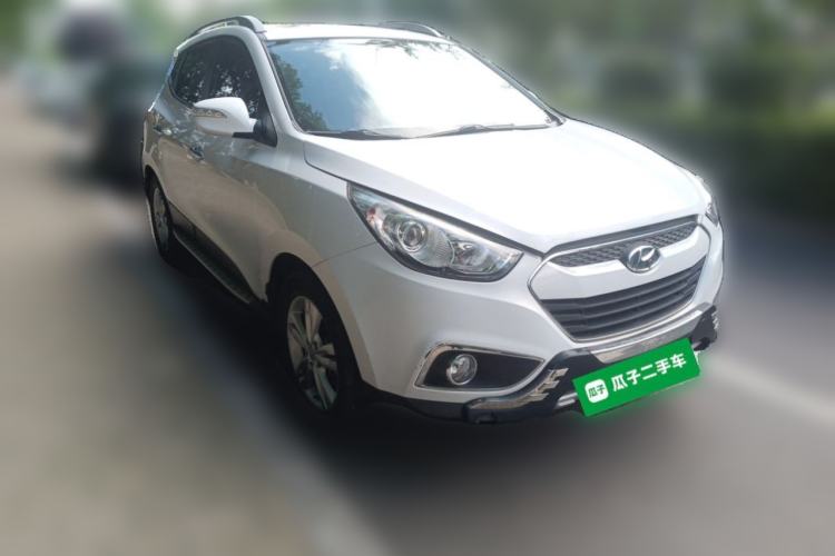 Used Hyundai ix35 2013 2.0L Automatic Two-Wheel Drive Smart GLS China IV Standard Front Right 45 Deg