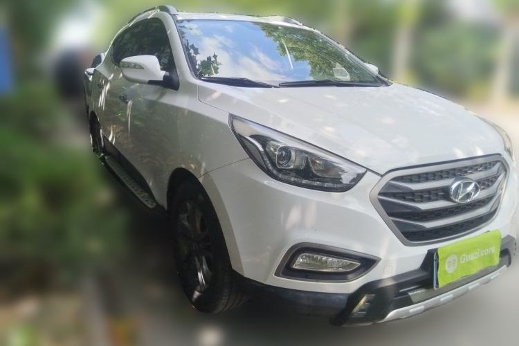 Used Hyundai ix35 2013 2.0L Automatic Two-Wheel Drive Smart GLS China IV Standard Front Right 45 Deg