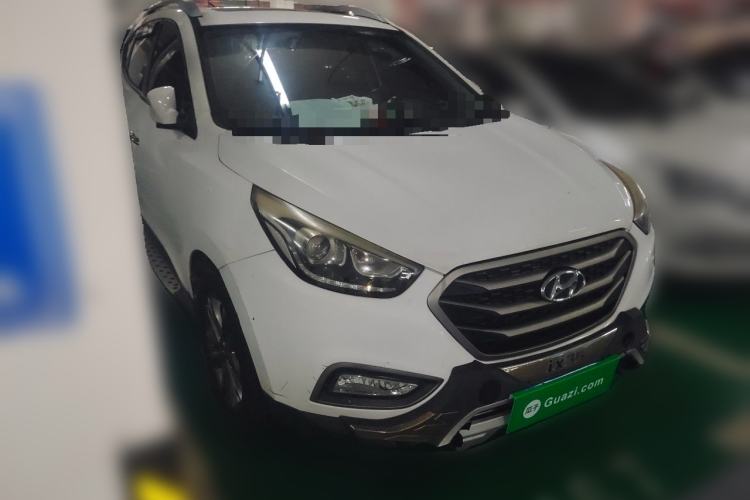 Used Hyundai ix35 2013 2.0L Automatic Two-Wheel Drive Smart GLS China IV Standard Front Right 45 Deg