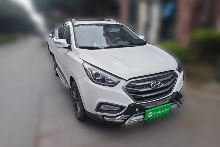 Used Hyundai ix35 2013 2.0L Automatic Two-Wheel Drive Comfort GL China V Standard Front Right 45 Deg