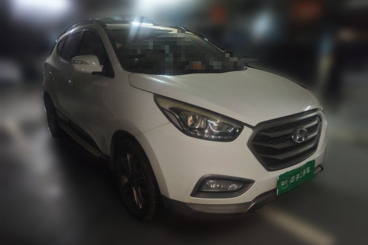Used Hyundai ix35 2013 2.0L Automatic Two-Wheel Drive Smart GLS China V Standard Front Right 45 Deg