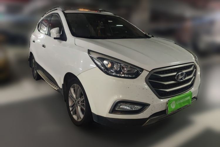 Used Hyundai ix35 2013 2.0L Automatic Two-Wheel Drive Smart GLS China IV Standard Front Right 45 Deg