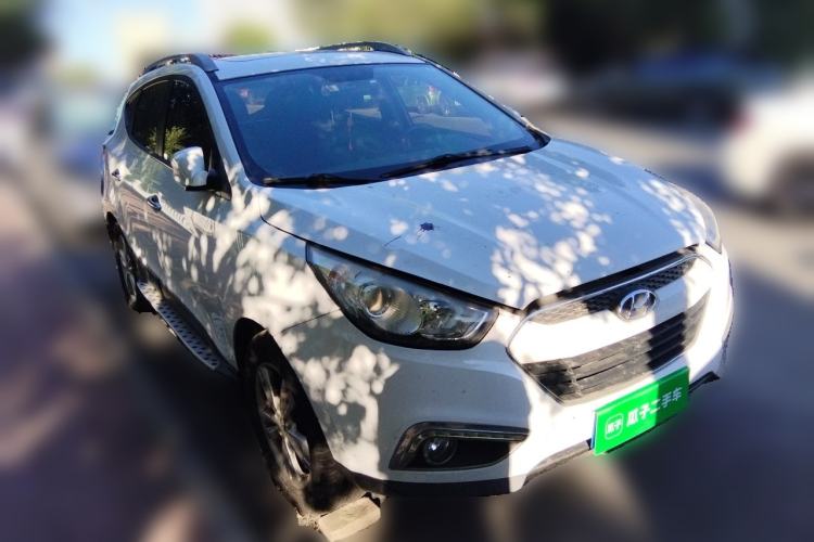 Used Hyundai ix35 2013 2.0L Automatic Two-Wheel Drive Smart GLS China IV Standard Front Right 45 Deg