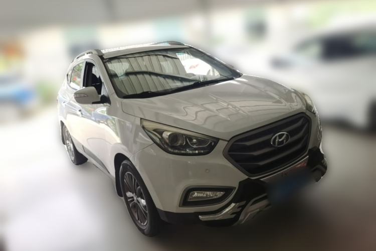 Used Hyundai ix35 2013 2.0L Automatic Two-Wheel Drive Smart GLS China IV Standard Front Right 45 Deg