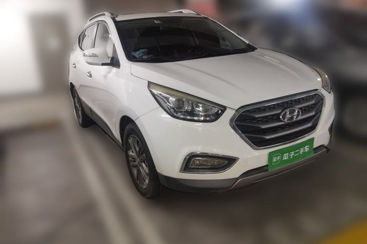 Used Hyundai ix35 2013 2.0L Automatic Two-Wheel Drive Smart GLS China V Standard Front Right 45 Deg