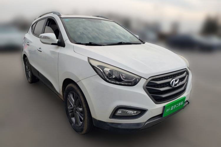 Used Hyundai ix35 2013 2.0L Automatic Two-Wheel Drive Smart GLS China IV Standard Front Right 45 Deg