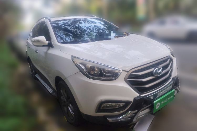 Used Hyundai ix35 2013 2.0L Automatic Two-Wheel Drive Smart GLS China IV Standard Front Right 45 Deg