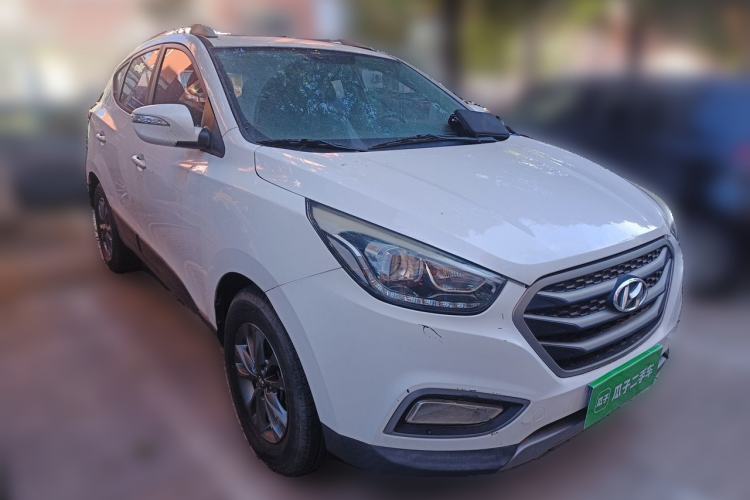 Used Hyundai ix35 2013 2.0L Automatic Two-Wheel Drive Comfort GL China V Standard Front Right 45 Deg