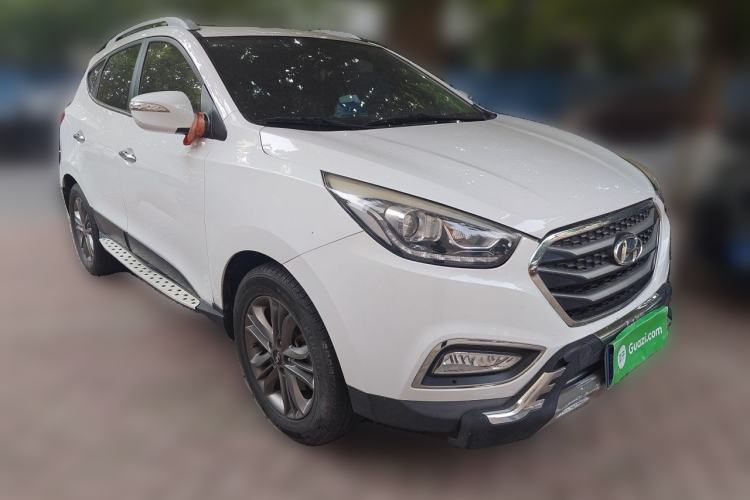 Used Hyundai ix35 2013 2.0L Automatic Two-Wheel Drive Smart GLS China IV Standard Front Right 45 Deg